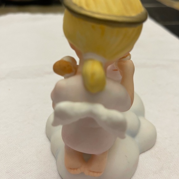 Precious Moments “Almost Angel Collectible Sculpture “ - Picture 5 of 6